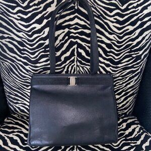 SALVATORE FERRAGAMO Shoulder Bag Leather